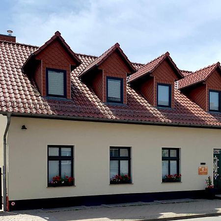 Ferienapartments Querleben Міров Екстер'єр фото