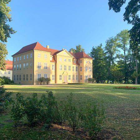 Ferienapartments Querleben Міров Екстер'єр фото