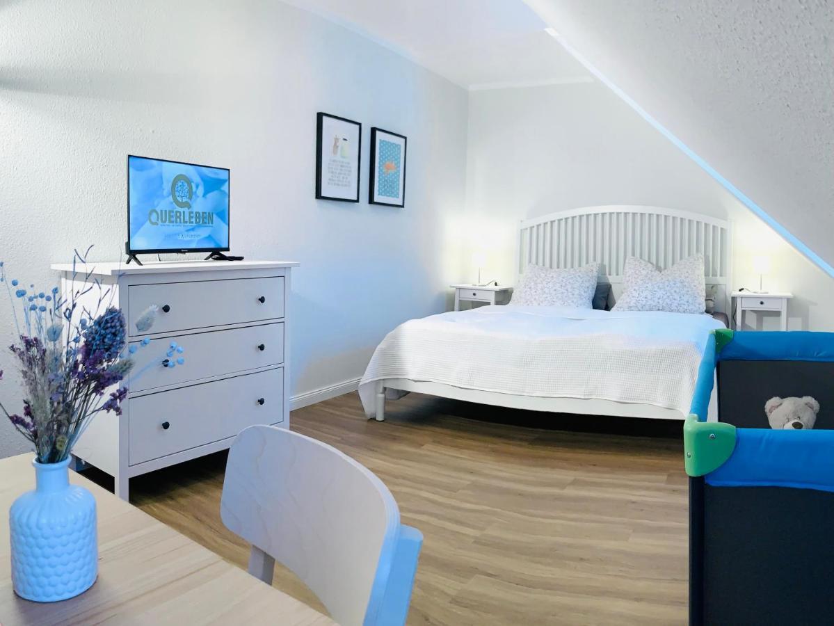 Ferienapartments Querleben Міров Екстер'єр фото